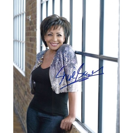 Shirley BASSEY