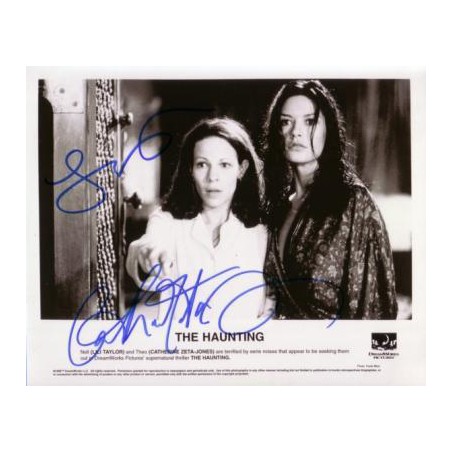 Lili TAYLOR & Catherine ZETA JONES