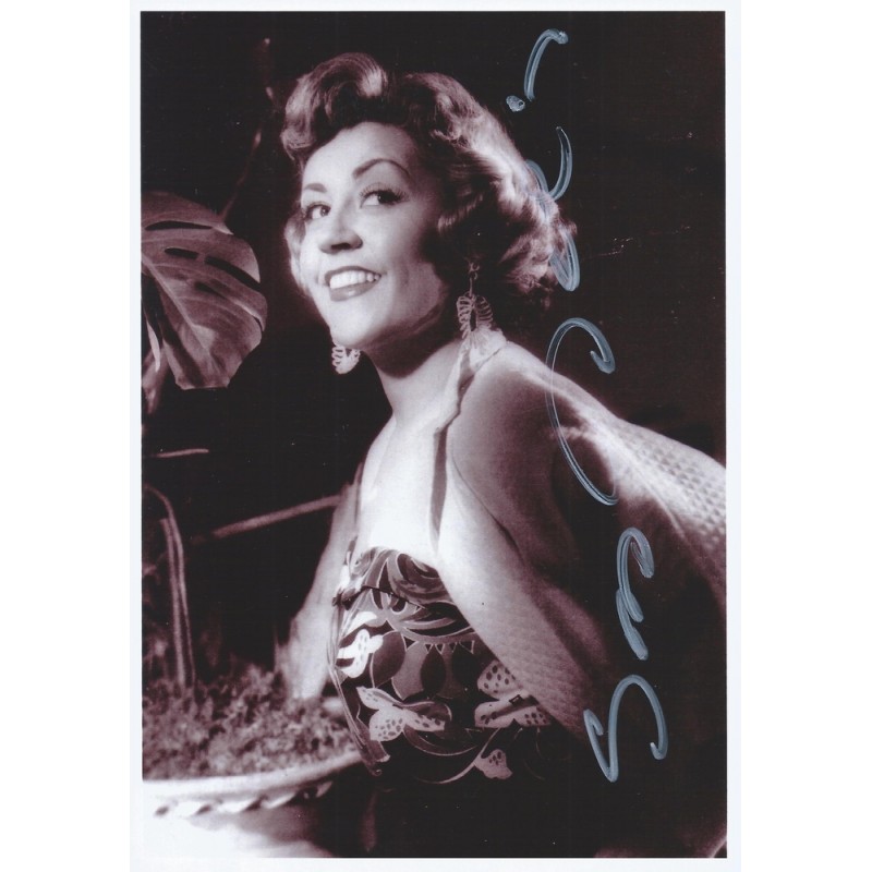 suzy delair autographe autographe suzy delair photo d 233 dicac 233 e suzy delair autographe autographe suzy delair photo d 233 dicac 233 e