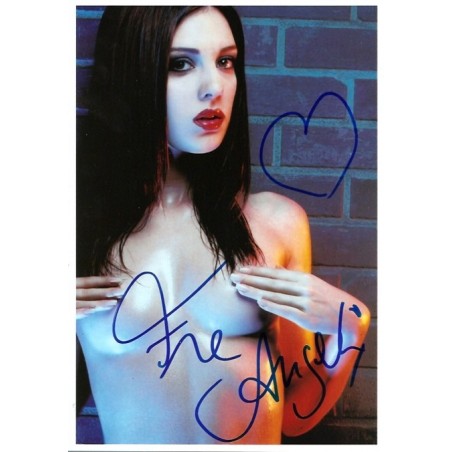 Eve ANGELI