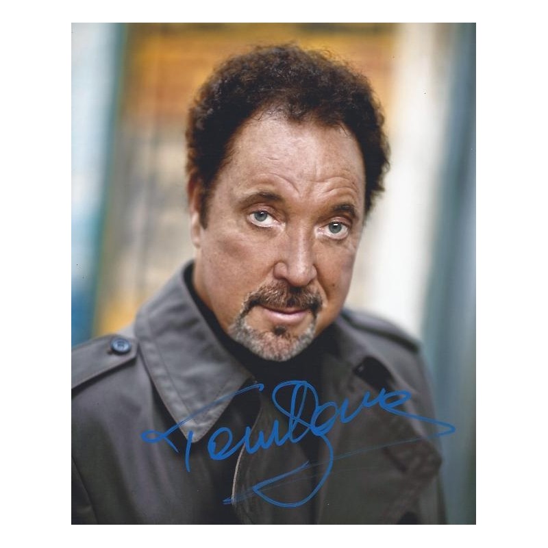 Tom JONES Autograph