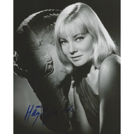 Autographe May BRITT