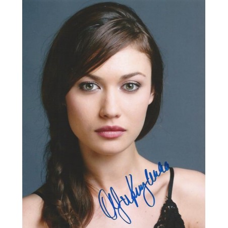 オルガ・キュリレンコ直筆サイン入り超大型写真…Olga Kurylenko… OLGA KURYLENKO signed autographe​d photo at Amazon's