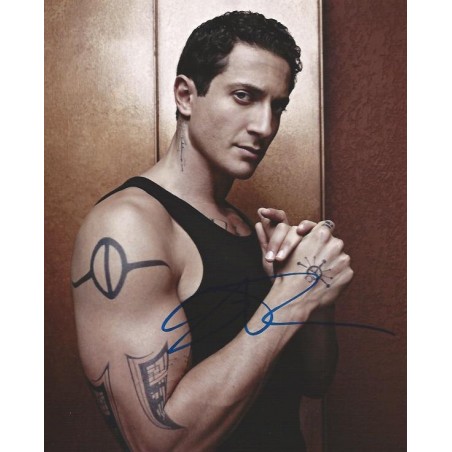 sasha-roiz-autograph.jpg