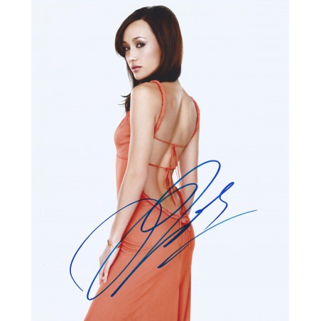 maggie-q-autograph.jpg