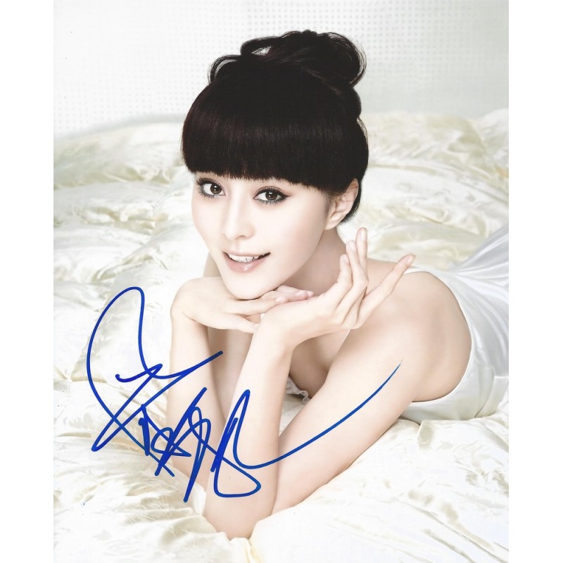 Fan BINGBING Autograph