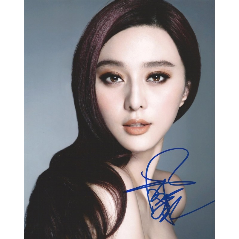 Fan BINGBING Autograph