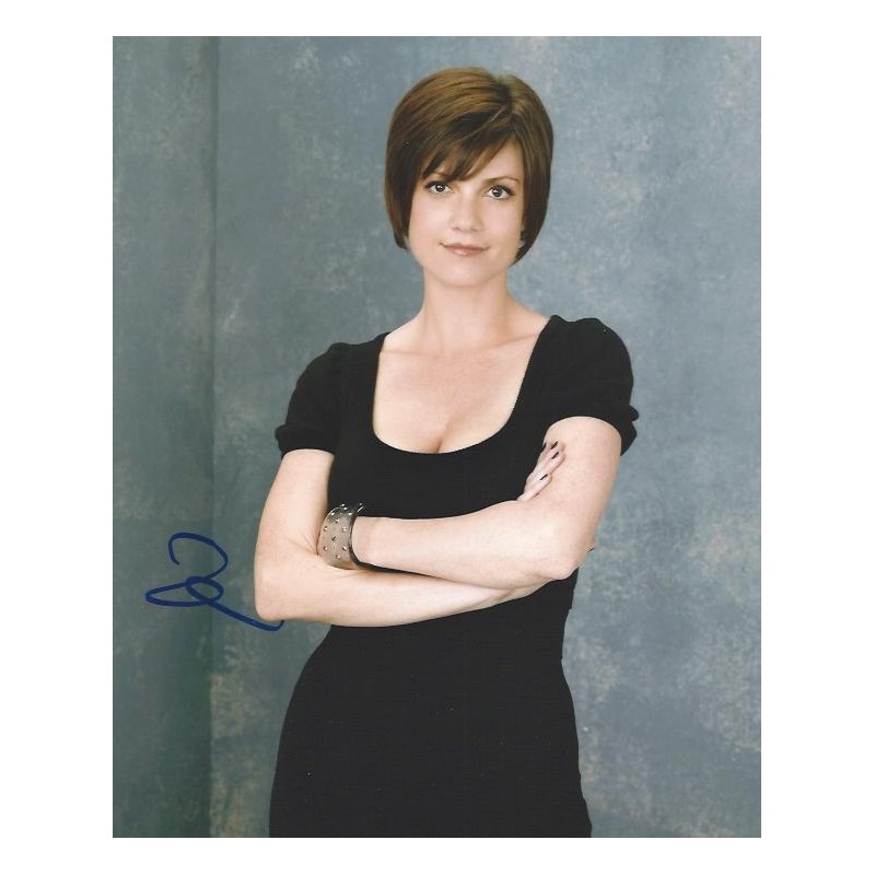 Zoe MCLELLAN Autograph.