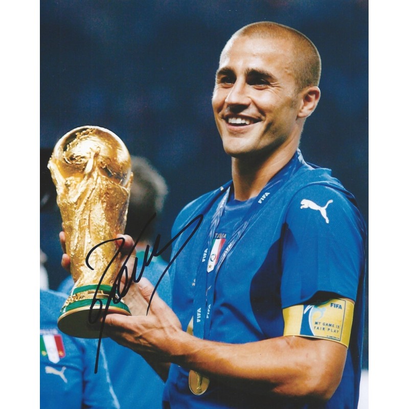 Photo Dédicacée Fabio Cannavaro Real Madrid – Encadrée Avec Certificat D'authenticité | Autographe Football Original