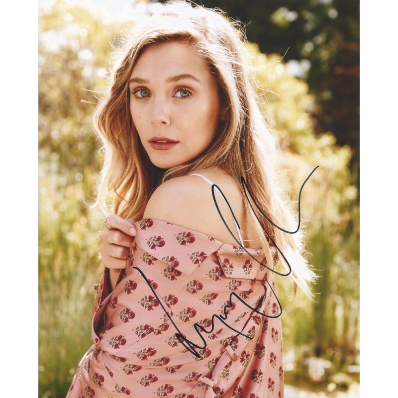 Elizabeth OLSEN Autograph