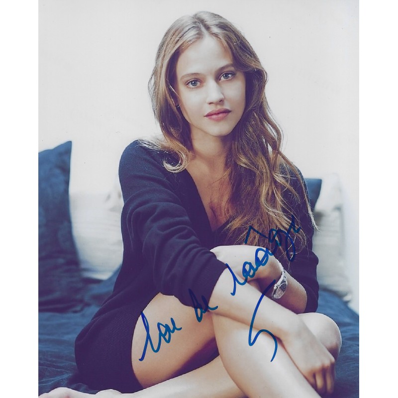 Lou DE LAÂGE autograph