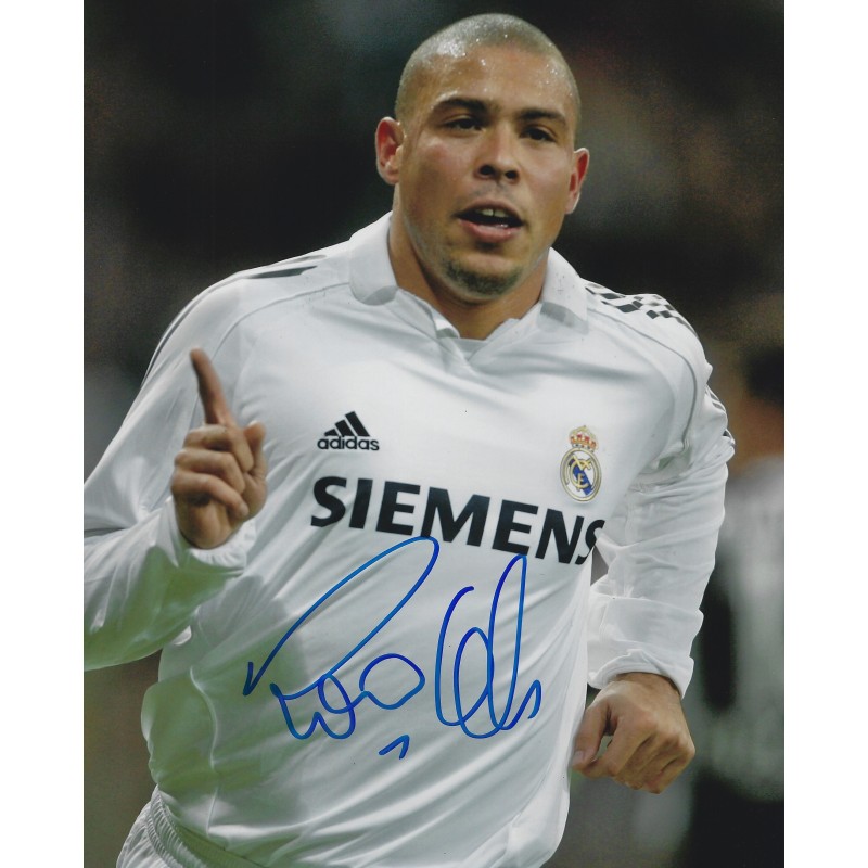 Photo Signée à La Main Format A4 - Joueur Du Real Madrid - Autographe Original - Cadre Monté - Football