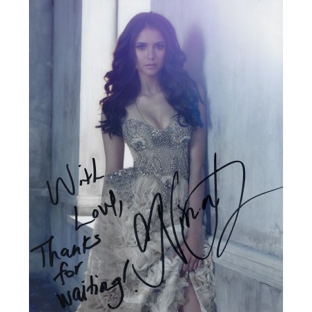 nina-dobrev-autograph.jpg