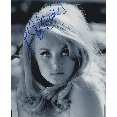 Barbara BOUCHET autograph