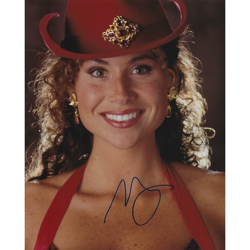 minnie-driver-autograph.jpg