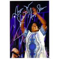angie-stone-autograph.jpg
